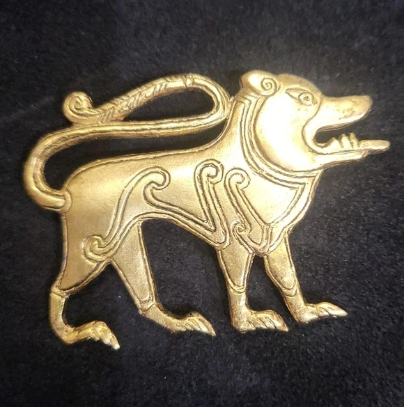 Yunque NYC 1996 Vintage Dog Pin Brooch